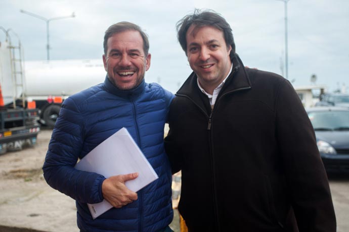 Revista Puerto - Mariano Retrivi 01